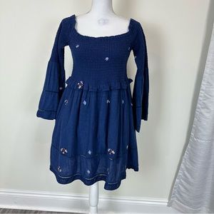 Free People Navy Floral Smocked Bell Sleeve Off Shoulder Dress Size Large